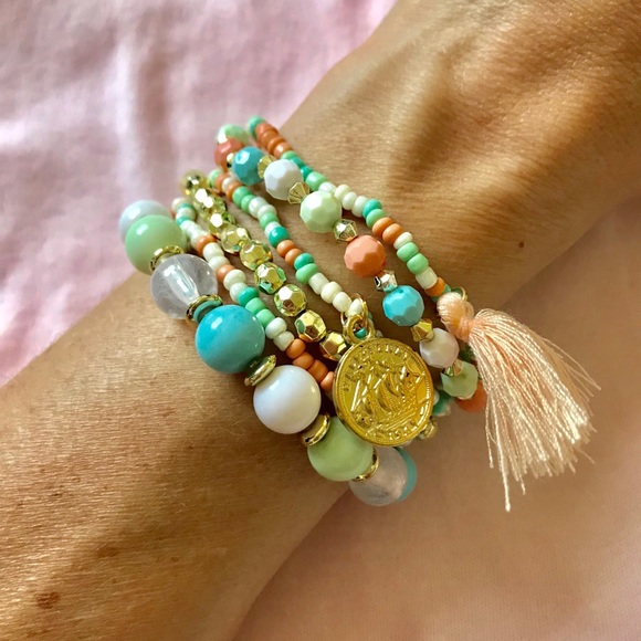 Pastel Beaded Stretch Bracelet - Picture 7 of 7